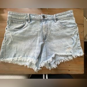 Kut from the Kloth Jane high rise Short size 12